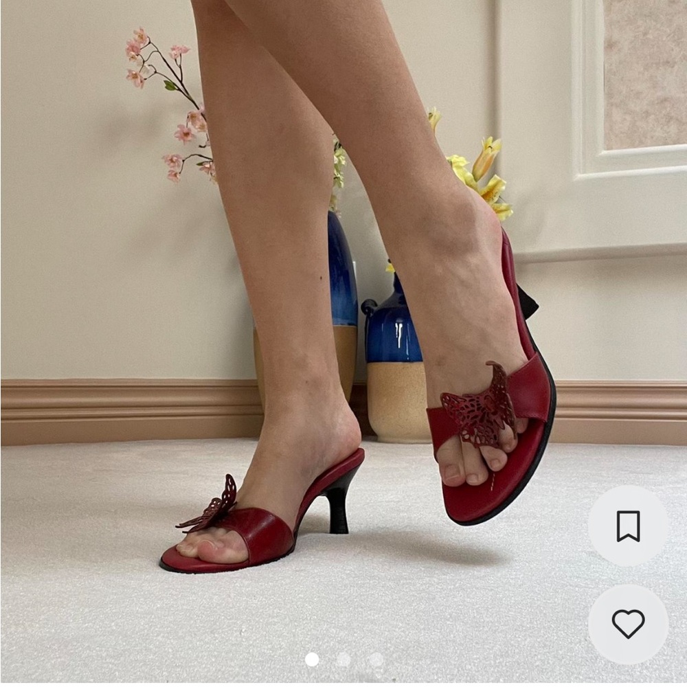 Red kitten heels y2k vintage
